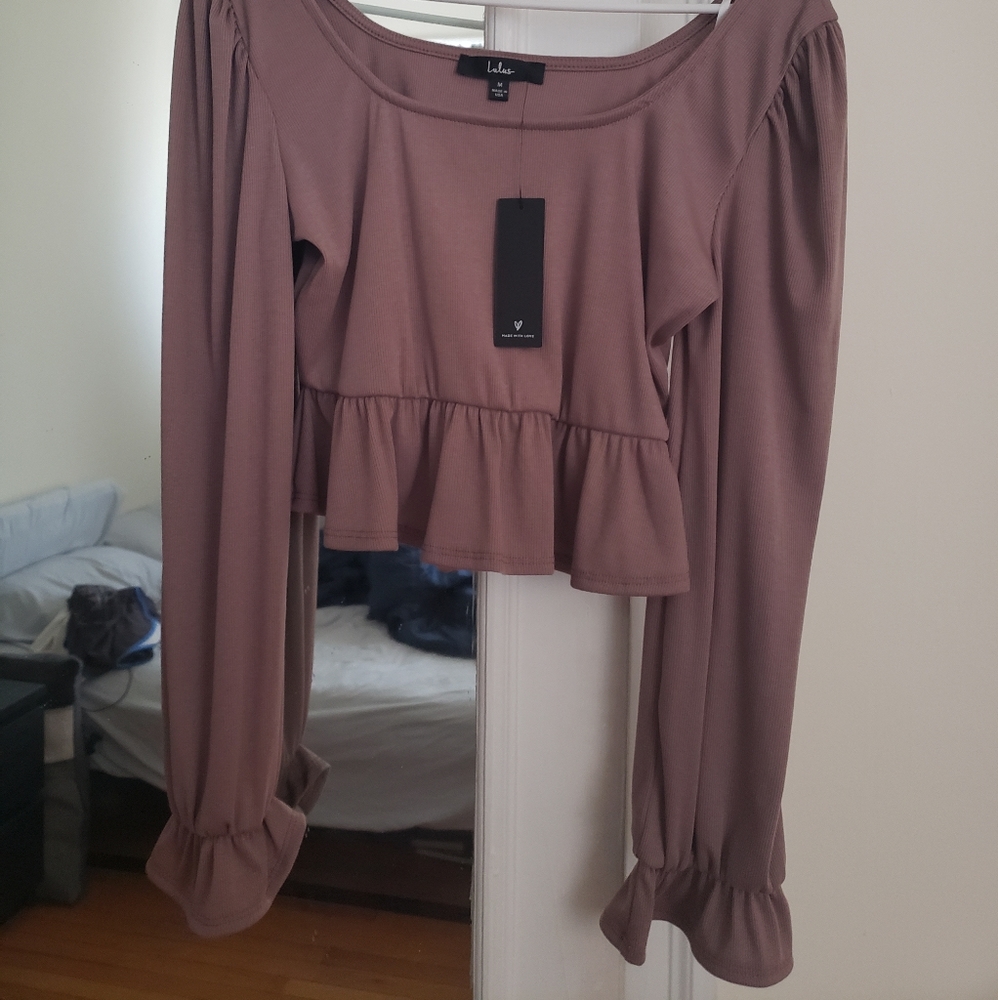 Lulu's crop top